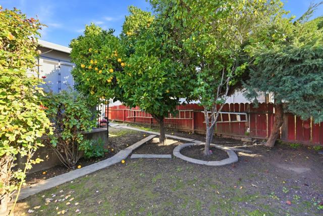 33557 3rd Street, Union City CA: https://media.crmls.org/mediaz/d61a3b78-6540-42e4-8fc8-792a20ffd545.jpg