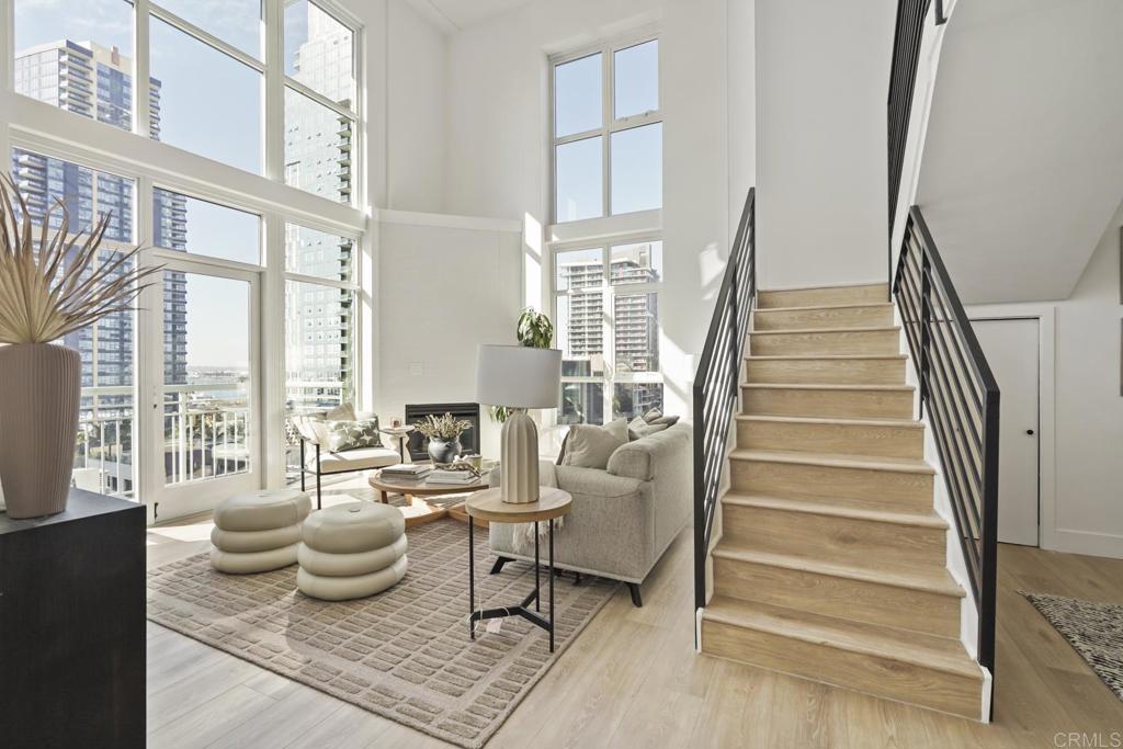 1240 India Street #916