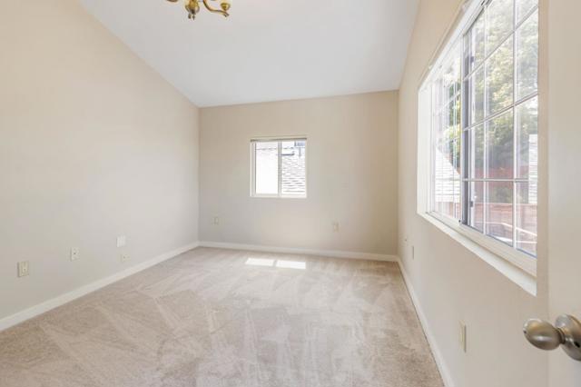 4431 Penniman Avenue, Oakland CA: https://media.crmls.org/mediaz/d61b819d-68bd-4829-8f5a-5e7dd24f879b.jpg