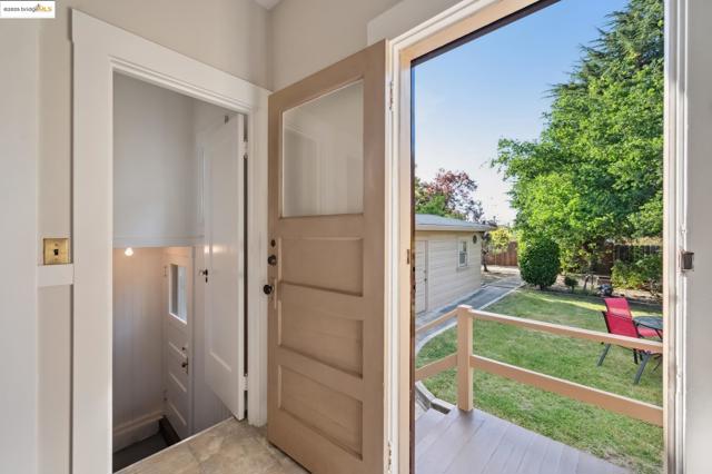 148 Estabrook, San Leandro CA: https://media.crmls.org/mediaz/d61b8581-80a7-4647-9cc4-a7153b62ae32.jpg