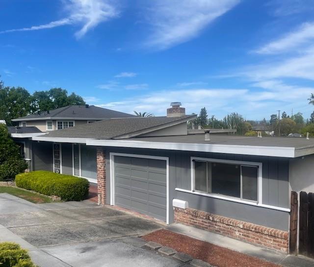 735 Alameda De Las Pulgas, Redwood City CA: https://media.crmls.org/mediaz/d61b9e8d-e86b-4b7f-9a3b-fa03632ffff7.jpg