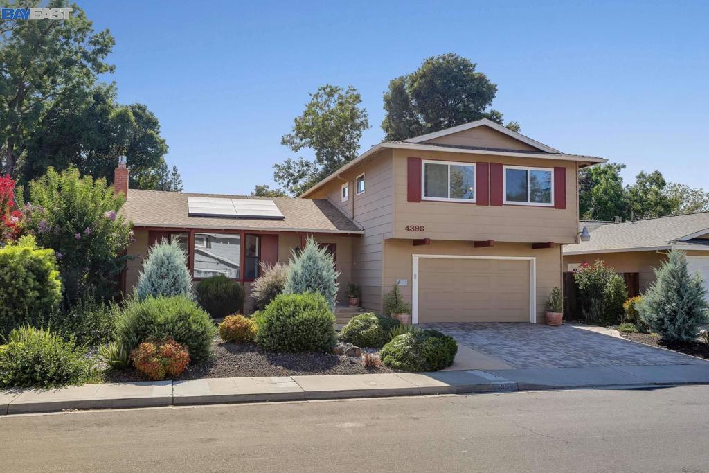 4396 Clovewood Ln