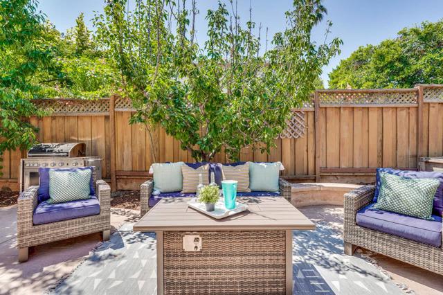 21828 Alcazar Avenue, Cupertino CA: https://media.crmls.org/mediaz/d61d5c94-933f-4f5e-90f1-af44bb2119c2.jpg