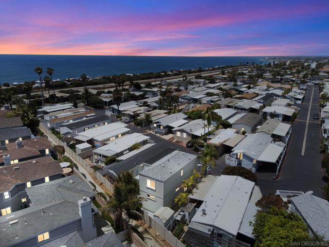 6550 Ponto Dr, Carlsbad CA: https://media.crmls.org/mediaz/d61d79ab-52d4-432d-9881-a8aea3614b62.jpg