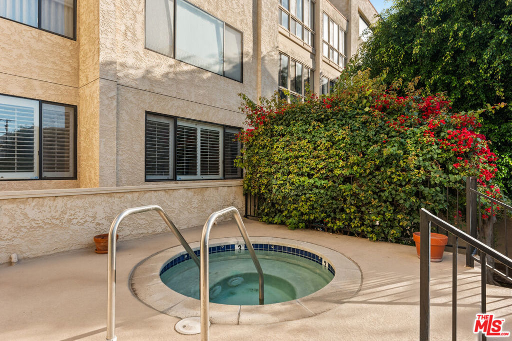 MLS #25622397 image #15