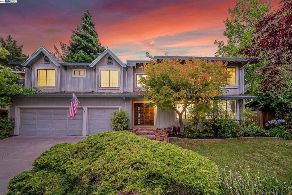 22 Cobblestone Ct