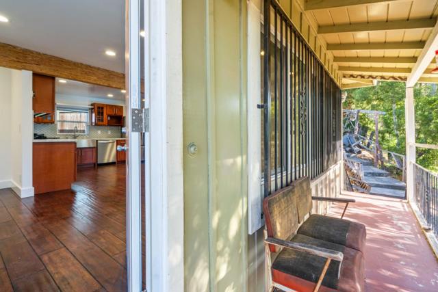 9560 Alcala Avenue, Oakland CA: https://media.crmls.org/mediaz/d61e8e37-0076-4449-a98e-71a9d2ef6b51.jpg