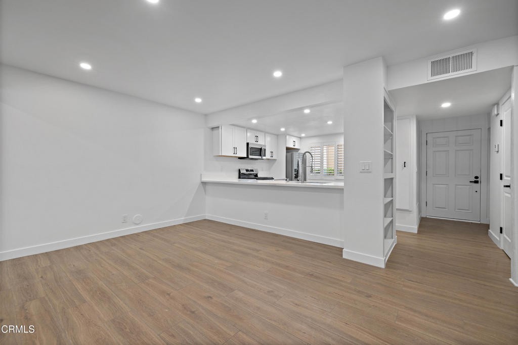 MLS #P1-25258 image #11