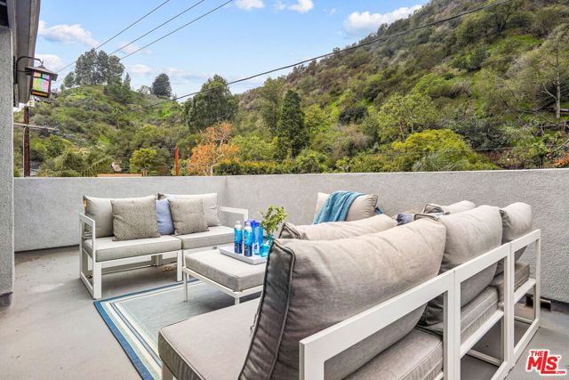 Drew Fenton | 1100 N Beverly Glen Boulevard Los Angeles CA | MLS: 7471794