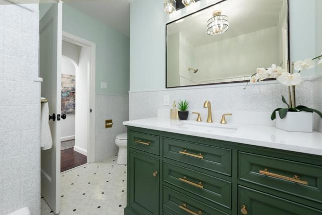 1411 Sanchez Avenue, Burlingame CA: https://media.crmls.org/mediaz/d6210da4-6b49-4cfb-9b38-6c25a147a8e9.jpg
