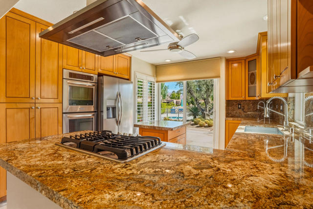 Image 6 of 45 For 72806 Fleetwood Circle