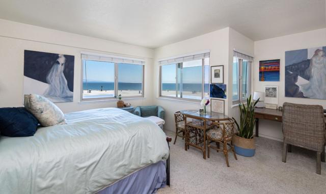260 Rio Del Mar Boulevard, Aptos CA: https://media.crmls.org/mediaz/d622e36f-0ceb-4e34-b678-6f79d721e947.jpg
