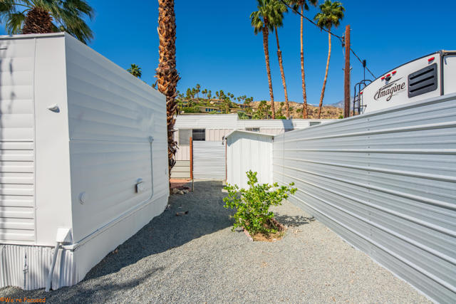80 Jupiter Street, Palm Springs CA: https://media.crmls.org/mediaz/d6235f26-d368-48d4-b55f-fe717663cacd.jpg