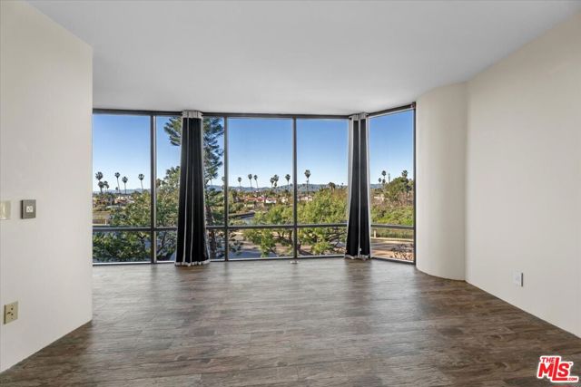 4316 Marina City Drive, 204G photo 2