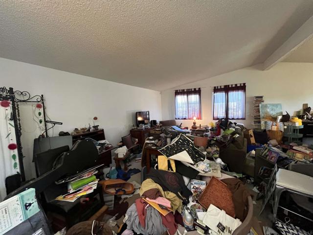 5284 Winthrop St, San Diego CA: https://media.crmls.org/mediaz/d62411b0-c3f4-4897-bf3d-7be38c637df9.jpg