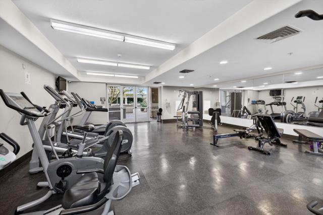 912 Campisi Way, Campbell CA: https://media.crmls.org/mediaz/d6241a2a-8242-48b9-84da-feb76ff44afc.jpg