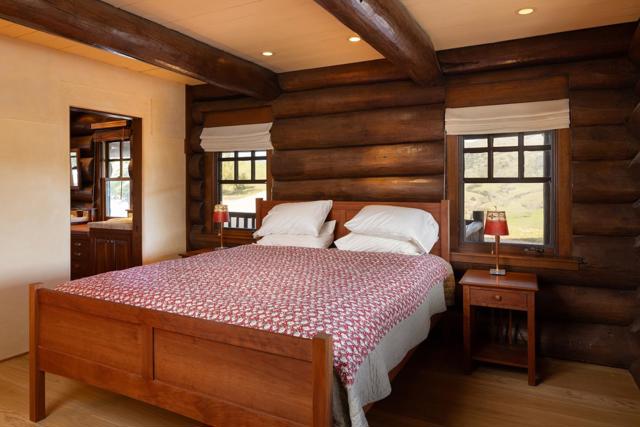 Image 20 of 41 For 28000 Underwood Road