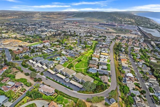 640 W Solana Circle, Solana Beach CA: https://media.crmls.org/mediaz/d6267183-0052-4939-aa89-9e20d3cf2f53.jpg