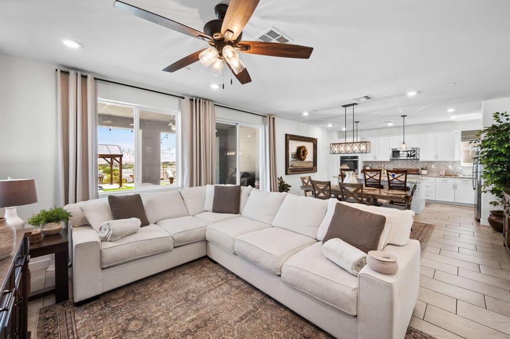 MLS #219133751DA image #4