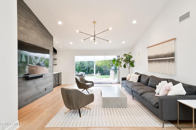 2653 Via Zurita Ct-10