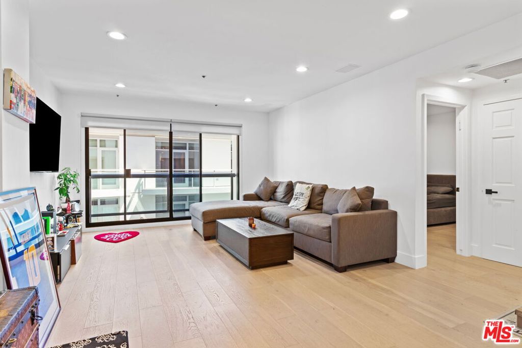 10724 Wilshire Boulevard #503