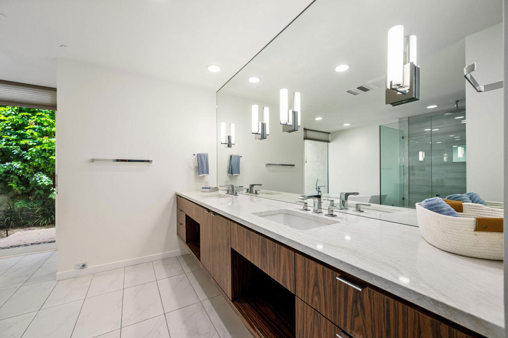 MLS #219124624DA img 4
