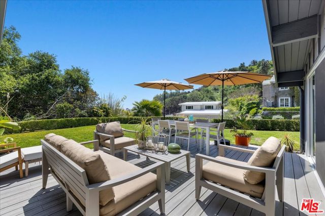 Drew Fenton | 16633 Bienveneda Place Pacific Palisades CA | MLS: 7170214