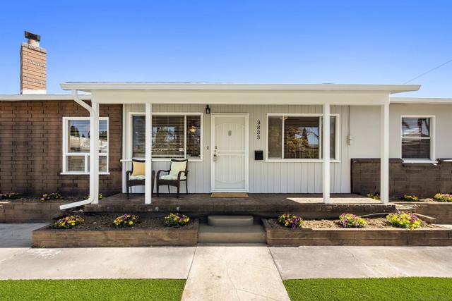 3833 Tomahawk Ln, San Diego CA: https://media.crmls.org/mediaz/d627b6e4-7671-4ca4-8796-11497a59cc55.jpg