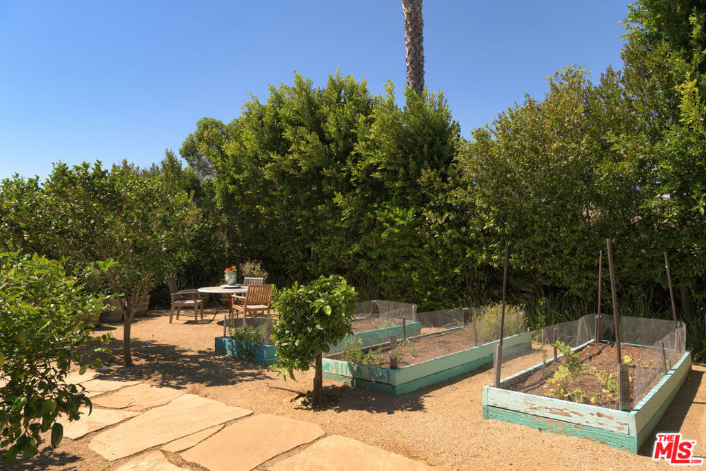 MLS #26843557 image #48