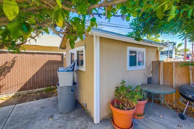 1828 34 B Avenue, National City CA: https://media.crmls.org/mediaz/d6292948-4d91-4307-8f90-26a6ec8d0e3d.jpg