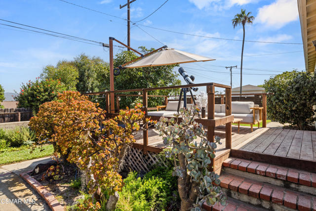 60 Grandview Circle, Camarillo CA: https://media.crmls.org/mediaz/d6292e01-9eca-4181-8fa6-2a1227ef8c53.jpg