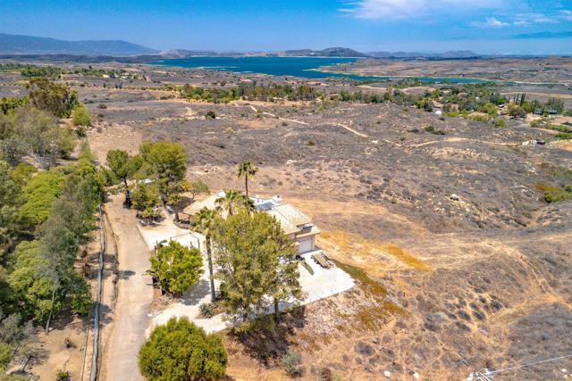 20329 Luchs Rd, Perris CA: https://media.crmls.org/mediaz/d629e202-f305-4a30-bd59-c04ed62b30ff.jpg