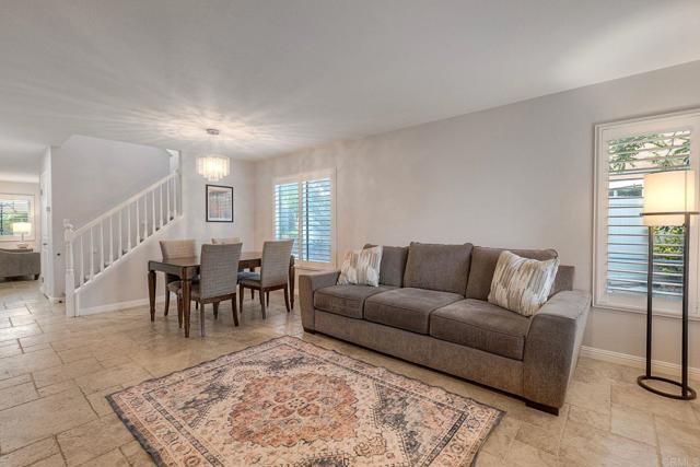 4540 Arbor Glen Way, Oceanside CA: https://media.crmls.org/mediaz/d62b839e-d955-45a0-8a17-afc84cc27d1c.jpg