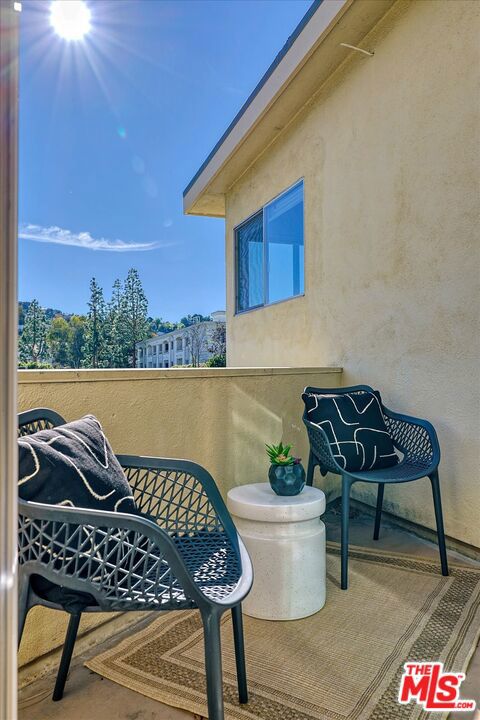 11138 Aqua Vista Street, 73 photo 8