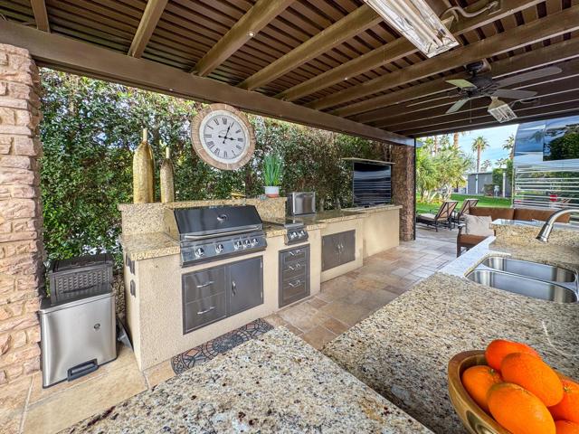 80394 Avenue 48, Indio CA: https://media.crmls.org/mediaz/d62d85fa-fef3-494d-9e57-43d5f6a6a5ff.jpg