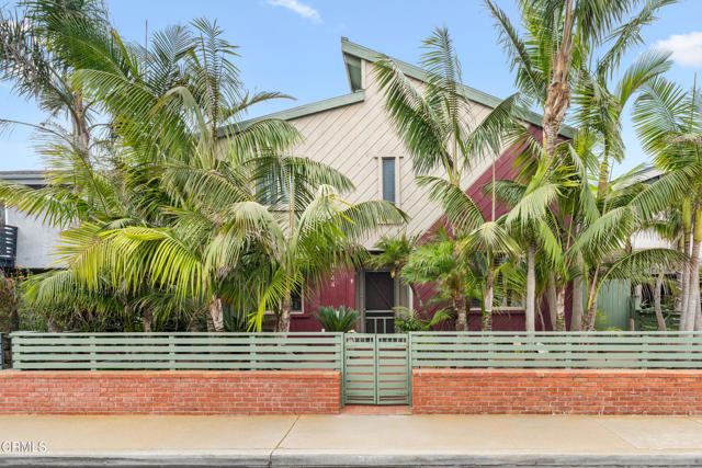 Detail Gallery Image 1 of 39 For 4844 Oceanaire St, Oxnard,  CA 93035 - 4 Beds | 5 Baths