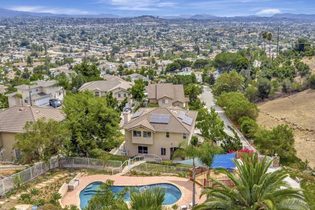 2106 Zachary Gln, Escondido CA: https://media.crmls.org/mediaz/d62e35d7-c5a5-48a5-8d64-0ad080de1204.jpg