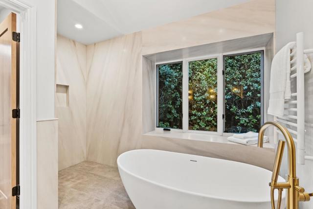 2 SE San Antonio Avenue, Carmel CA: https://media.crmls.org/mediaz/d62eb09f-f3a6-406d-af06-246dda9fa5f2.jpg