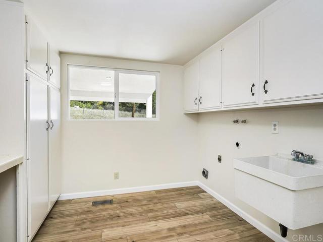 Detail Gallery Image 25 of 65 For 2844 Live Oak Park Rd, Fallbrook,  CA 92028 - 4 Beds | 2/1 Baths