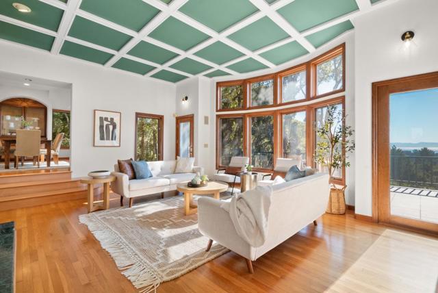 625 Quail Run, Aptos CA: https://media.crmls.org/mediaz/d6306cdf-8e55-4af7-ad69-8416950ddec6.jpg