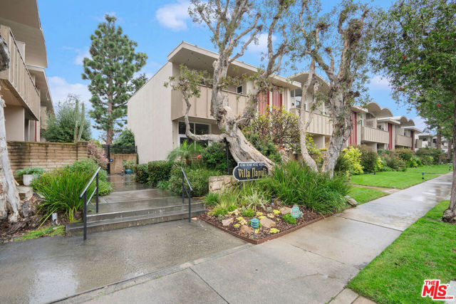 4748 La Villa Marina, D photo 25