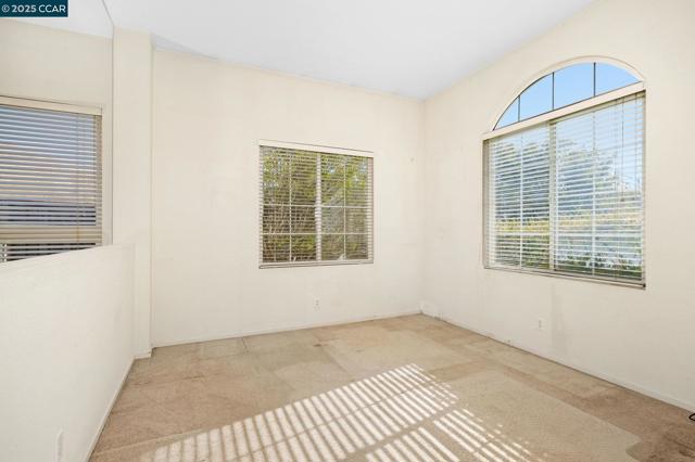 109 Greenmeadow Cir, Pittsburg CA: https://media.crmls.org/mediaz/d630f495-b808-43d5-af45-d4e79c423c99.jpg