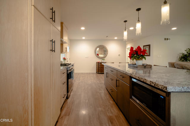 Detail Gallery Image 7 of 18 For 1213 Jay Ave, Camarillo,  CA 93010 - 3 Beds | 2 Baths