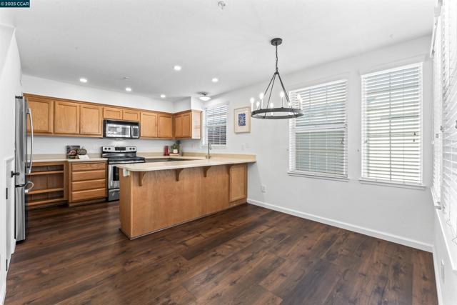 2761 Elks Way, Napa CA: https://media.crmls.org/mediaz/d632cbe8-4ca8-41a5-85c4-f0fe73d833b5.jpg