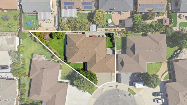 Image 43 of 58 For 9417 Petit Court