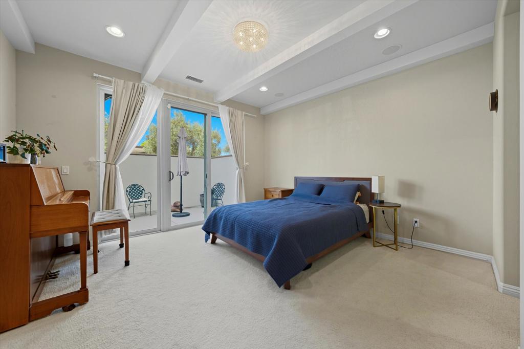 MLS #219136311DA image #14