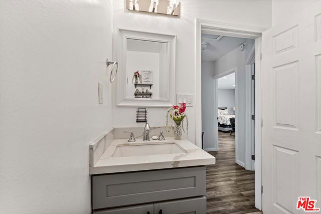 10236 S 1st Avenue, Inglewood CA: https://media.crmls.org/mediaz/d635d89f-e8fd-492c-98c7-f5ea22271781.jpg