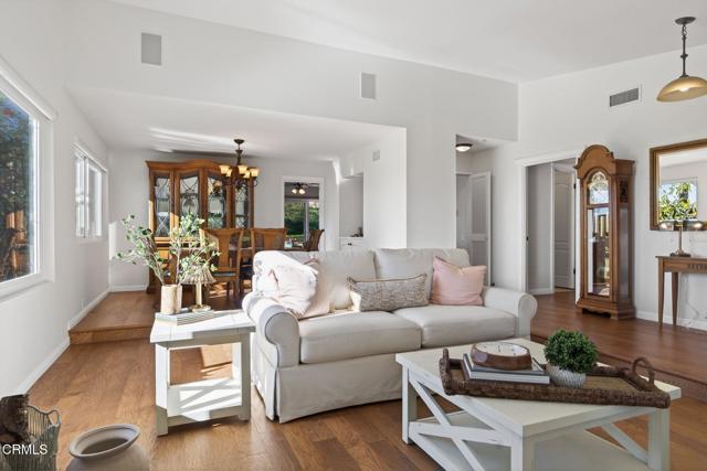 Detail Gallery Image 11 of 65 For 501 High Point Dr, Ventura,  CA 93003 - 4 Beds | 2/1 Baths