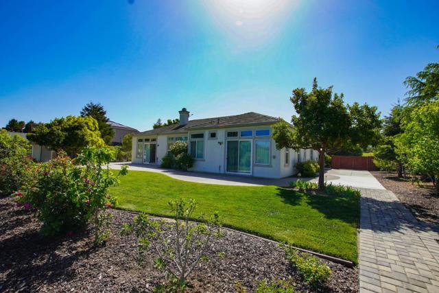 334 Paseo Gularte, San Juan Bautista CA: https://media.crmls.org/mediaz/d636f4a6-066b-4957-b344-f922d405b13e.jpg
