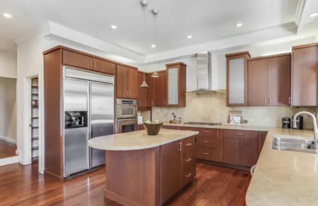 985 Woodview Place, San Jose CA: https://media.crmls.org/mediaz/d6374186-d418-4435-8e83-8ceb96d43efb.jpg